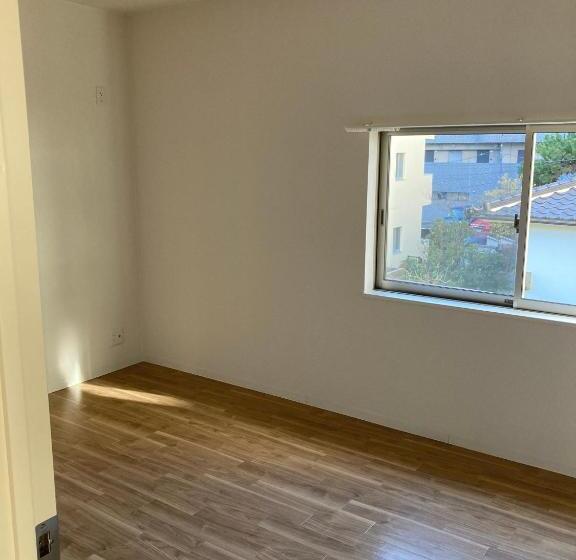 חדר משפחתי, Wholeearth Ryokan Hiroshima