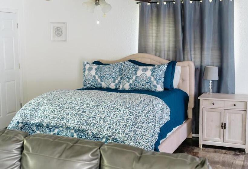 Люкс Повышенной Комфортности, Anchor Inn And Suites