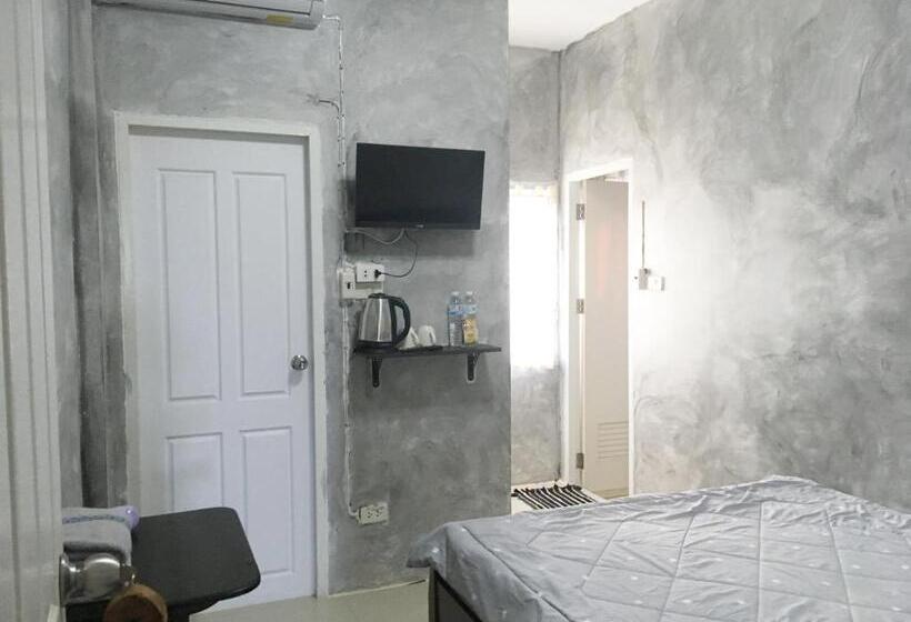 اتاق استاندارد, You In House Urt Surathani Airport