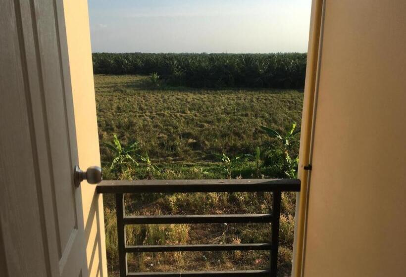 اتاق استاندارد, You In House Urt Surathani Airport