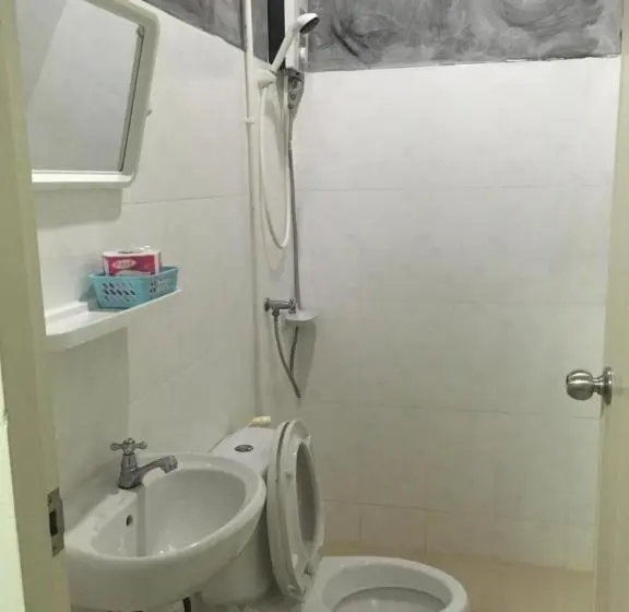 اتاق عادی, You In House Urt Surathani Airport
