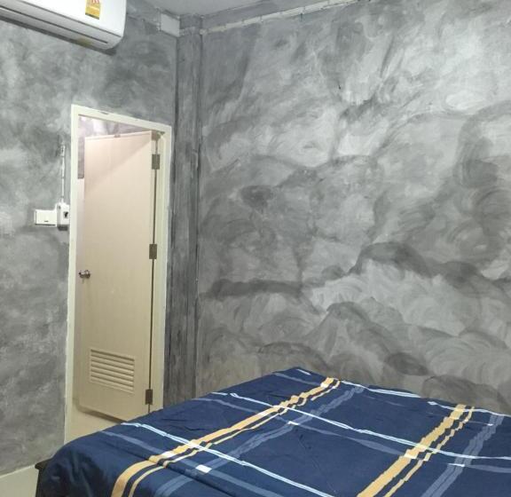 اتاق عادی, You In House Urt Surathani Airport