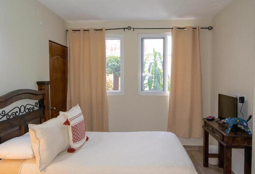 اتاق استاندارد با سرویس بهداشتی مشترک, Hostal Donde Regina