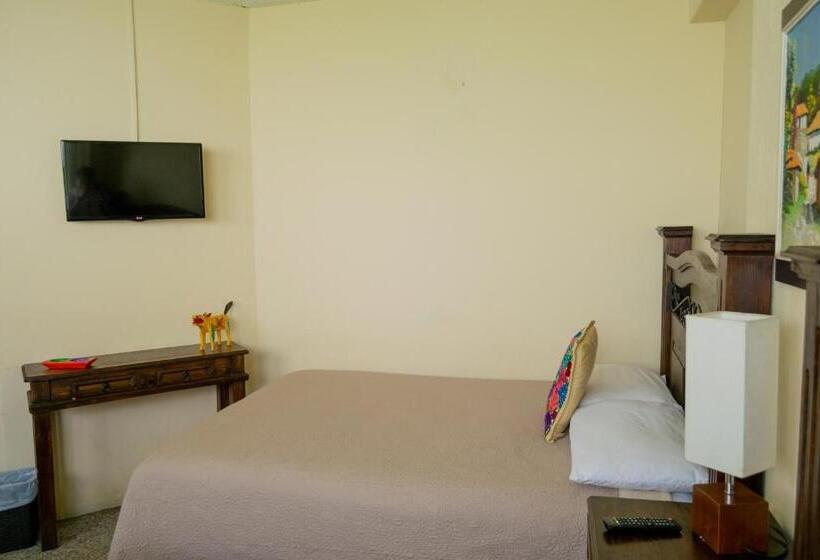 اتاق استاندارد, Hostal Donde Regina