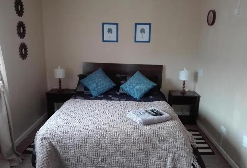 اتاق استاندارد, Hostal Los Guindos