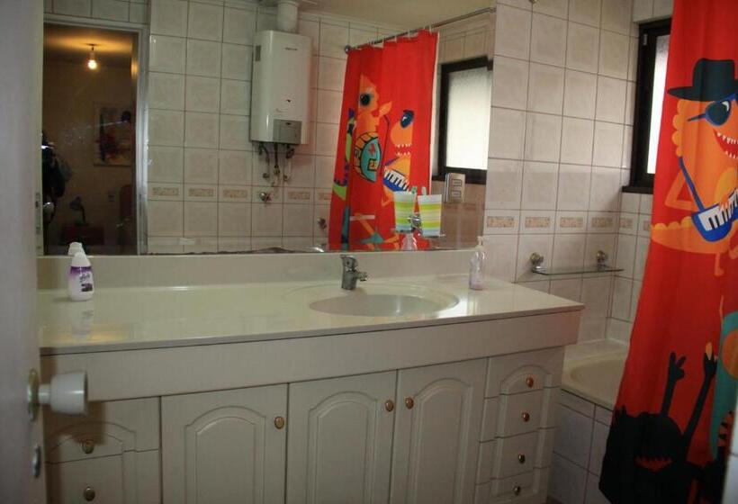 חדר סטנדרט לשלושה, Hostal Los Guindos