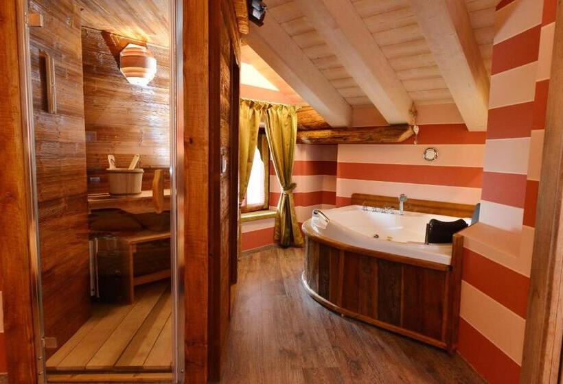 اتاق لوکس با وان آب گرم, Vecchio Mulino Guest House