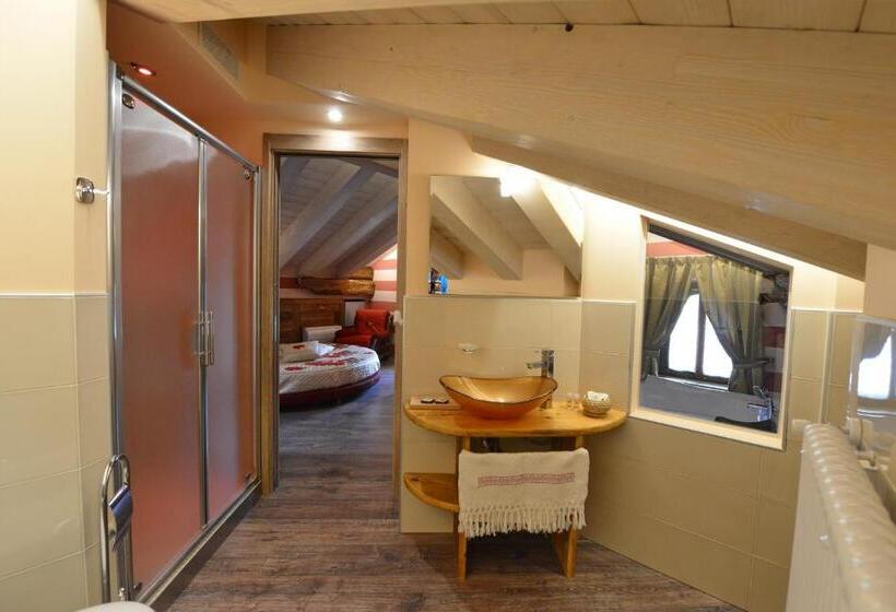 اتاق لوکس با وان آب گرم, Vecchio Mulino Guest House