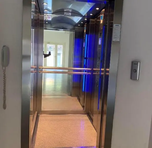 آپارتمان 1 خوابه با چشم‌انداز باغ, Arkk Homes