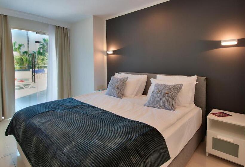 Appartamento 1 Camera da Letto con Balcone, Arkk Homes