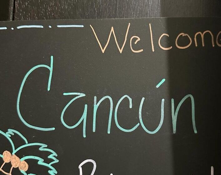 اتاق ساده سه‌ نفره, Posada Vs4 Aeropuerto