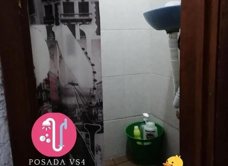 バスルーム共同エコノミー4人部屋, Posada Vs4 Aeropuerto