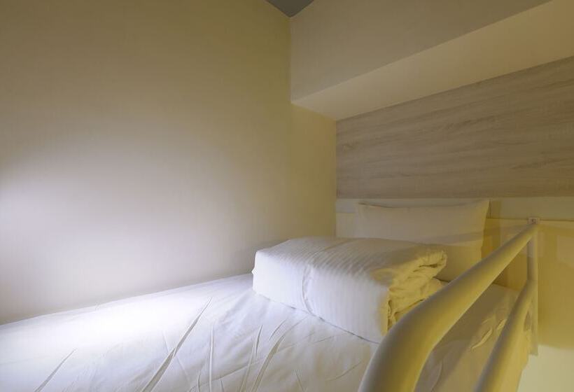 اتاق استاندارد سه نفره, Mini Hotels