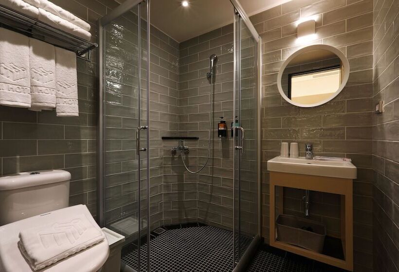 اتاق خانوادگی, Mini Hotels