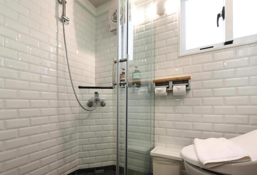 اتاق استاندارد یک نفره, Mini Hotels