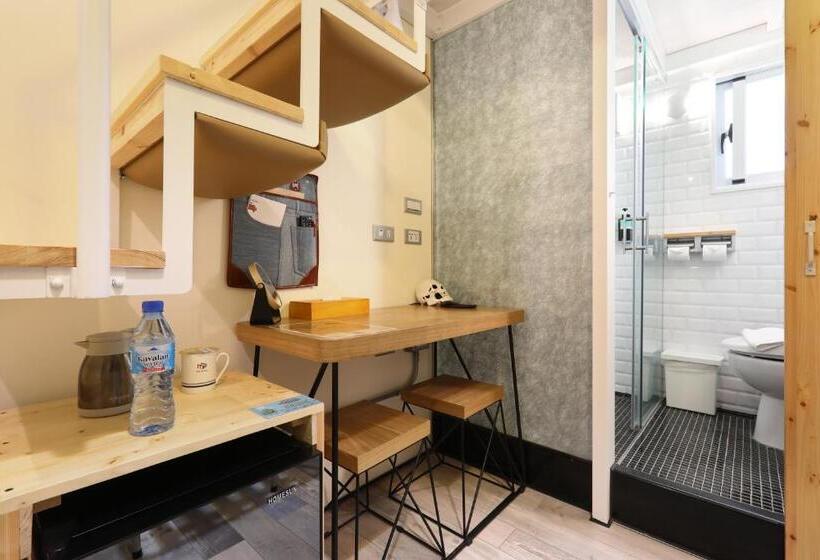 اتاق استاندارد یک نفره, Mini Hotels