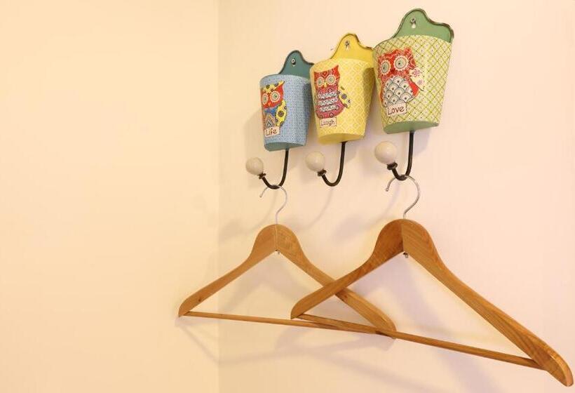 اتاق استاندارد سه نفره, Mini Hotels