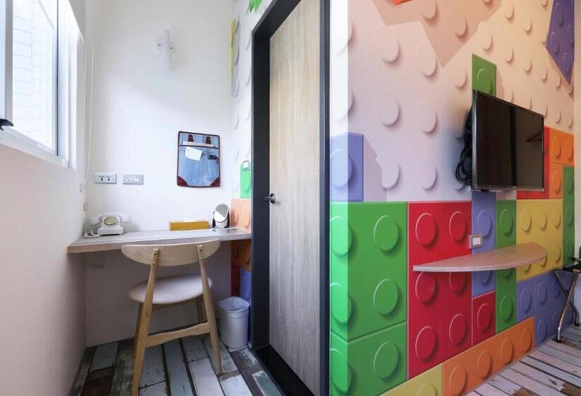 اتاق استاندارد سه نفره, Mini Hotels