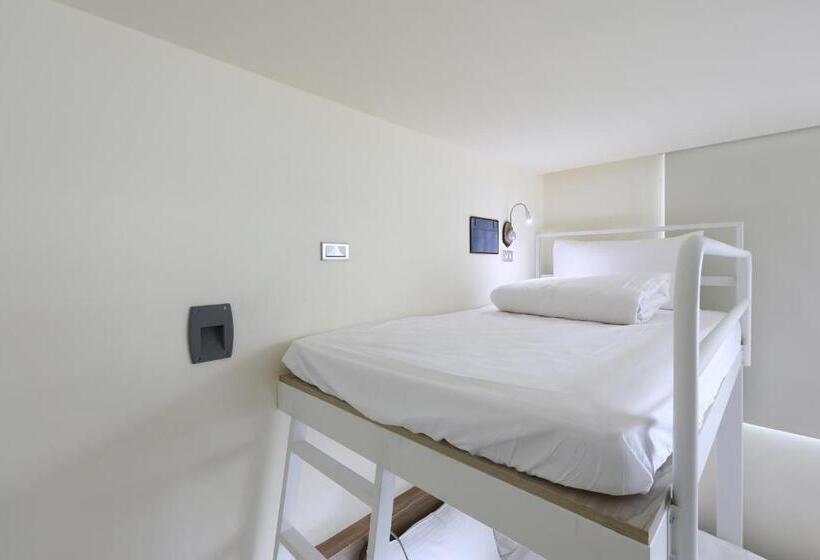 اتاق استاندارد سه نفره, Mini Hotels