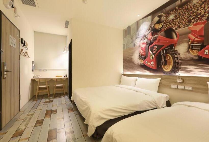 اتاق خانوادگی, Mini Hotels