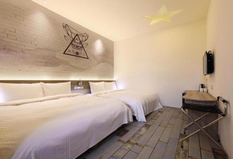 اتاق خانوادگی, Mini Hotels