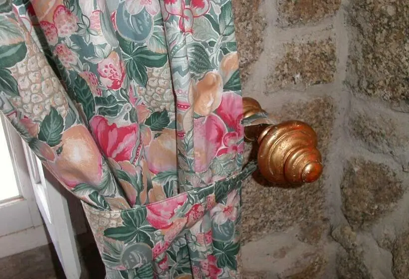 スタンダード４人部屋, Maison D'hôtes De Charme De Croccano