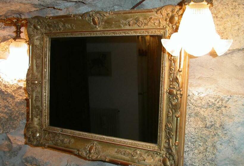 اتاق استاندارد, Maison D'hôtes De Charme De Croccano