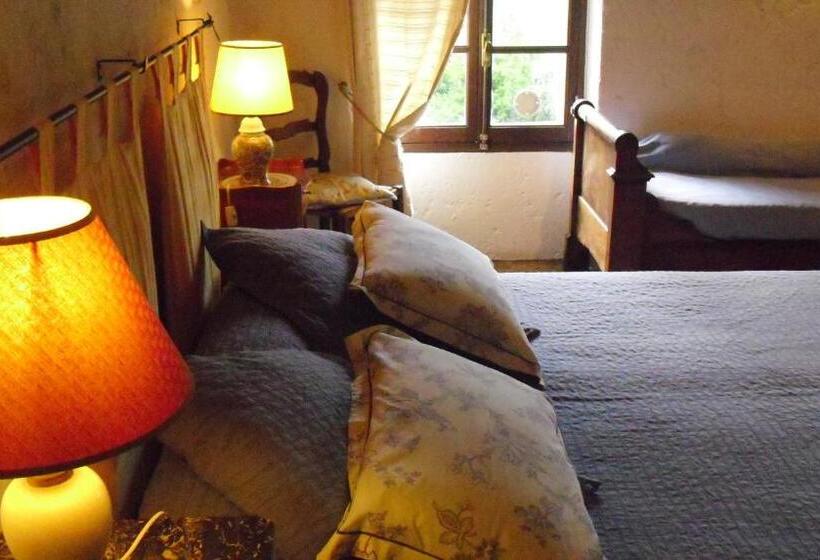 اتاق خانوادگی, Maison D'hôtes De Charme De Croccano