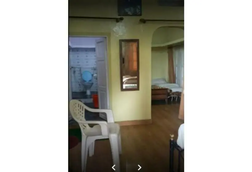 Deluxe Neljän Hengen Huone, Genuine Deluxe Stay At Nainital Road