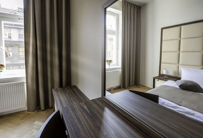 Suíte Deluxe, Letna Garden Suites