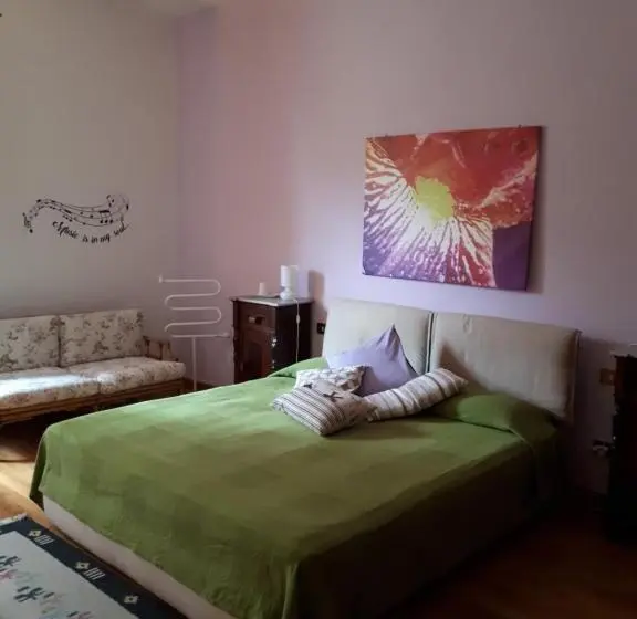 اتاق لوکس, B&b Due Abeti