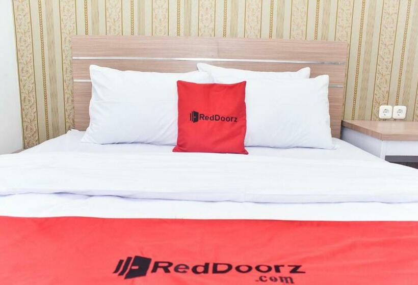 Номер Стандарт, Reddoorz Plus Near Malang Town Square