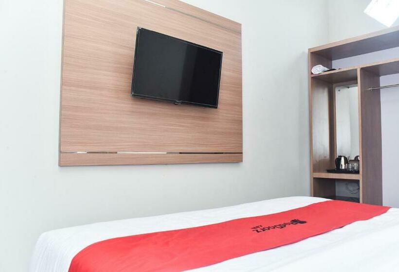 Номер Стандарт, Reddoorz Plus Near Malang Town Square