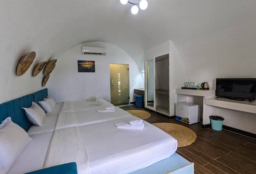 家庭海景房, Tube Resort