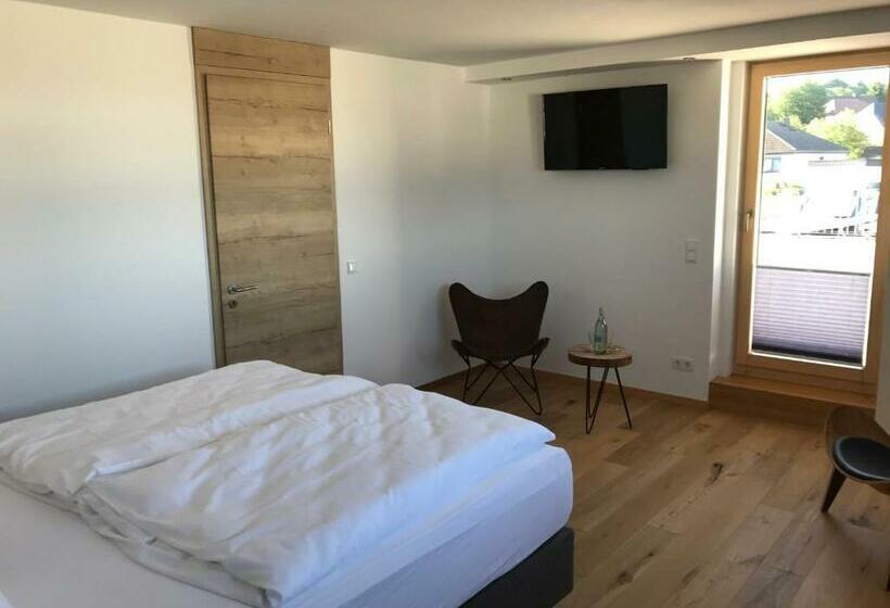 Семейный Номер, Kallido