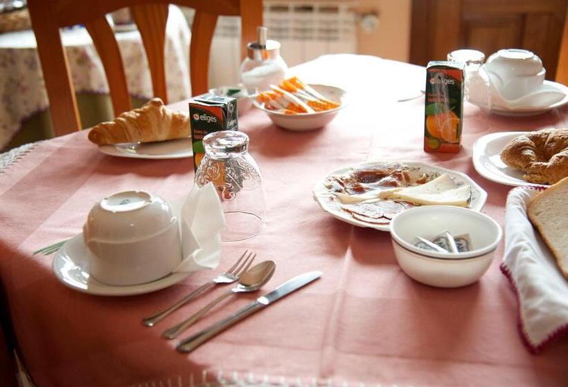 标准间带阳台, Jausoro