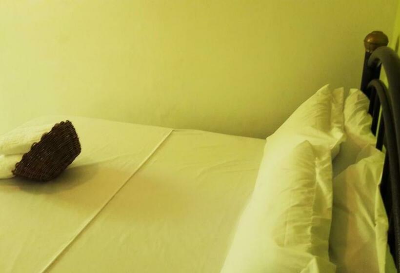 سوییت, Pousada De Santo Antônio