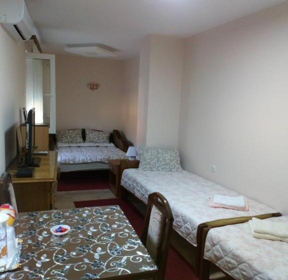 غرفة عائلية, Guest House Green View