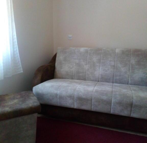 غرفة عائلية, Guest House Green View