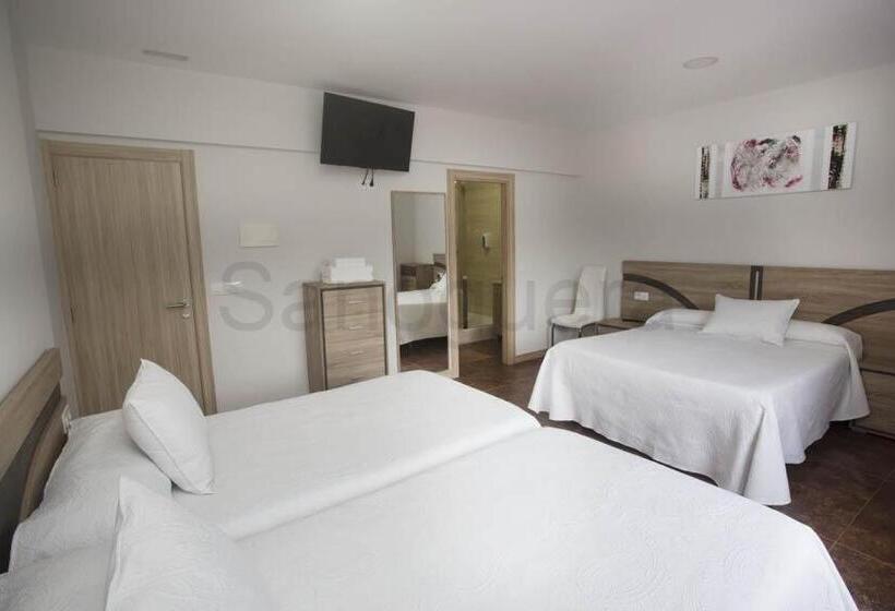 غرفة ديلوكس رباعية, Pensión Che