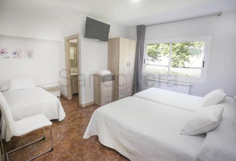 غرفة ديلوكس ثلاثية, Pensión Che