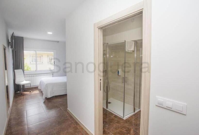 Quarto Estandar para Deficientes Físicos, Pensión Che