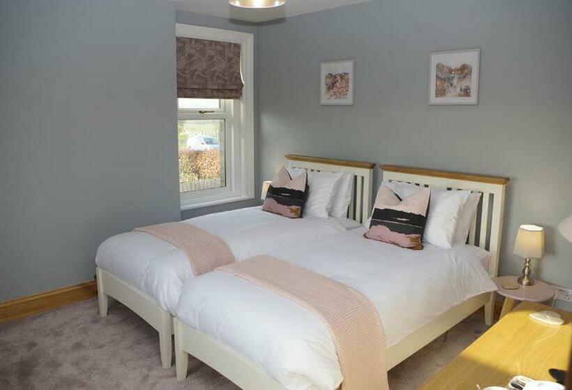 חדר סטנדרט, The Coal Merchant's House