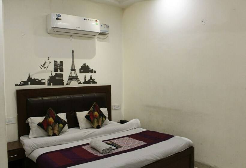 غرفة ديلوكس, Panash