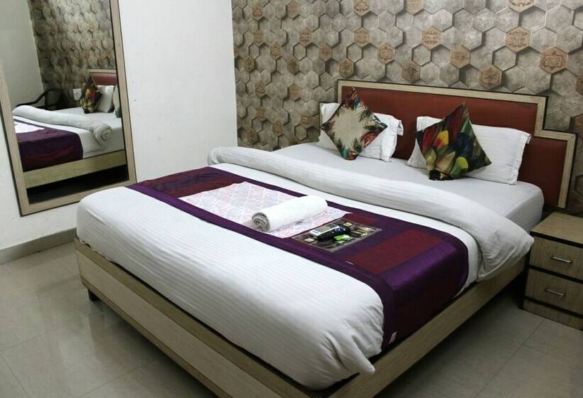 غرفة ديلوكس, Panash