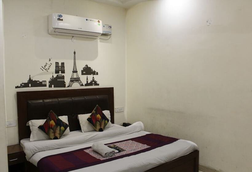 غرفة ديلوكس, Panash