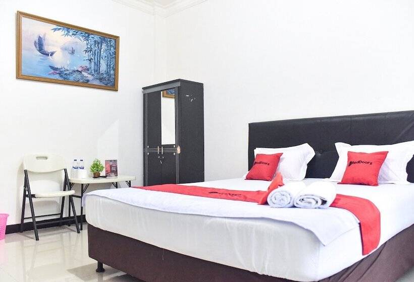 标准间, Reddoorz Near Sultan Hasanuddin Airport 2