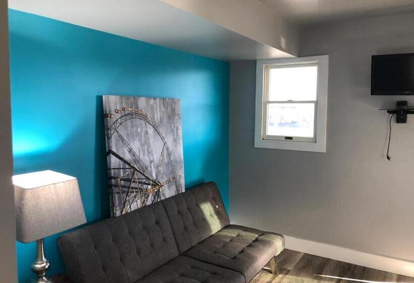 דירה בת חדר שינה 1 עם מרפסת, Alexander's Landing