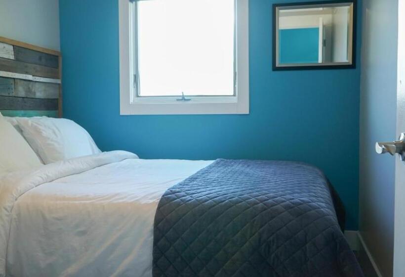 דירה בת חדר שינה 1 עם מרפסת, Alexander's Landing