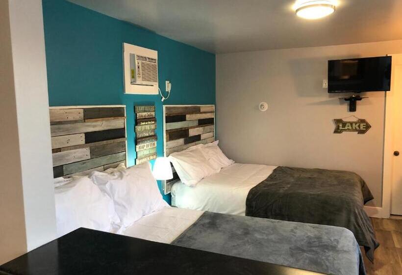 חדר משפחתי, Alexander's Landing